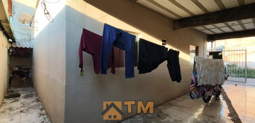 INVESTIR OU MORAR SÃO 2 CASAS NO MESMO LOTE, NO SETOR TRADICIONAL, EM SÃO SEBASTIÃO/DF