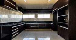 Conquiste seu novo lar no Condomínio Ouro Vermelho I, no bairro Jardim Botânico, em Brasília. Uma linda casa de 600m², moderna e espaçosa, que une conforto, praticidade e um estilo de vida exclusivo para você e sua família. Aproveite o melhor de morar em uma residência com amplas suítes e uma infraestrutura completa de lazer.