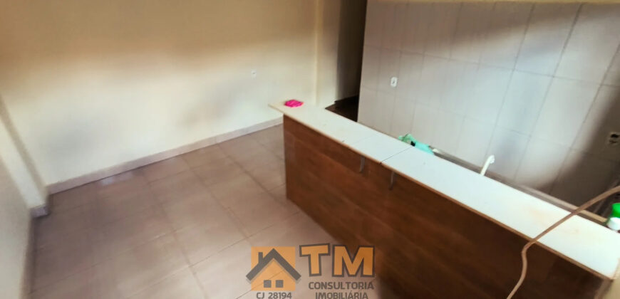 CASA COM 3 QUARTOS, MAIS UM SOBRADO NOS FUNDOS COM 2 LAJES – EXCELENTE LOCALIZAÇÃO, IMÓVEL MISTO, COMERCIAL E RESIDENCIAL, ATRÁS DO CORPO DE BOMBEIRO, NO BAIRRO RESIDENCIAL OESTE, EM SÃO SEBASTIÃO/DF.