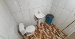 CHÁCARA DE 2.5 HECTARES NO CAFÉ SEM TROCO. 1° CASA COM 2 QUARTOS, SALA, COZINHA E BANHEIRO. 2° CASA COM 4 QUARTOS SENDO 2 SUÍTES, SALA, COPA, COZINHA, BANHEIRO SOCIAL, ÁREA DE SERVIÇO, VARANDA NA LATERAIS.